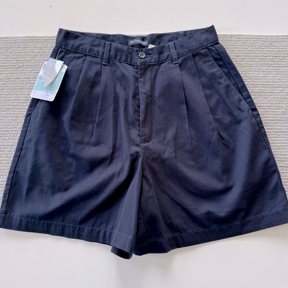 Dockers Navy Blue Classic High Natural Waist Pleated Chino Shorts Size 10 NWT - Picture 1 of 9